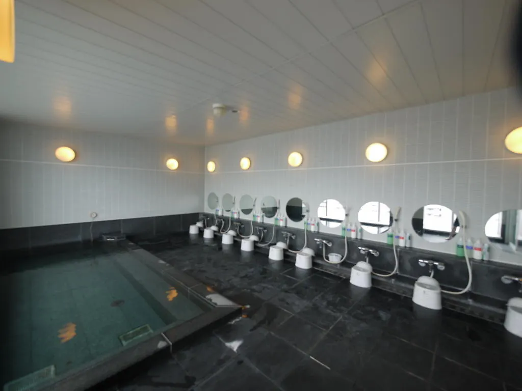 Hotel Route-Inn Osaka Honmachi 3*,  Japonsko